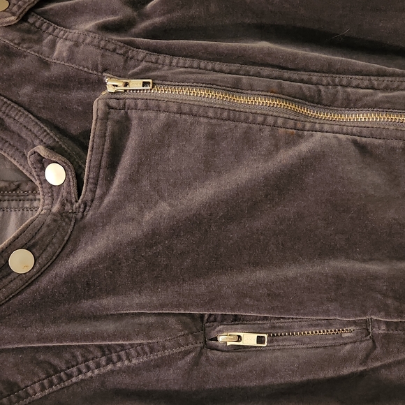 Jacket - Picture 3 of 10